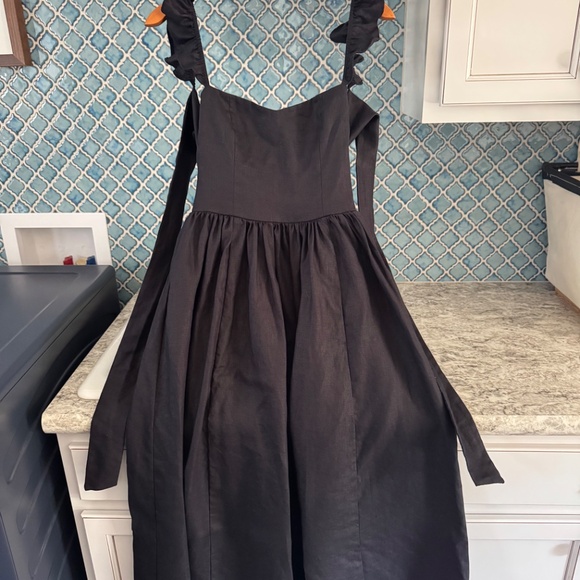 Reformation Vecchio dress size 0 - Picture 5 of 7